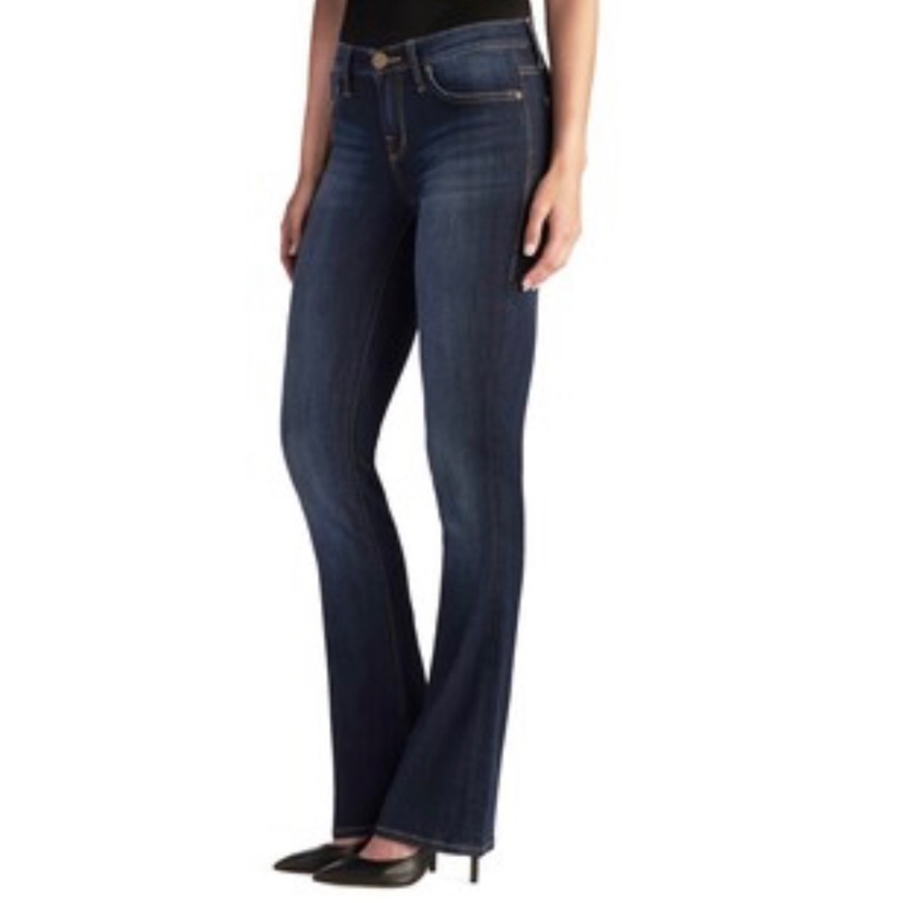Size 32 Rock & Republic  Bootcut Jeans gently used